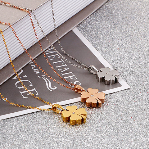 Personalized Simple Four-leaf Clover Pendant Necklace