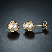 Electroplated Winding Pearl Creative Women's Stud Earrings