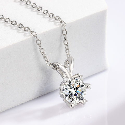 Titanium Steel Necklace Niche Snowflake Zircon Pendant